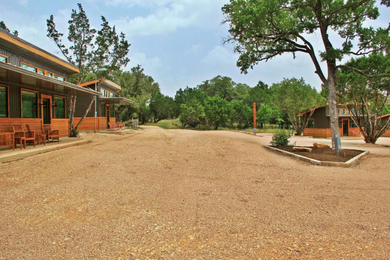 Green Acres Cottages - Dripping Springs Suite Wimberley Dış mekan fotoğraf